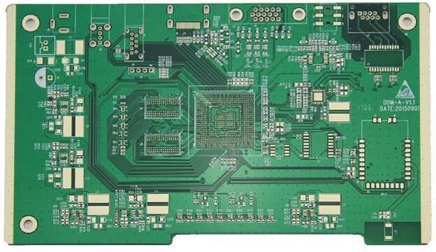 PCB生產(chǎn)過程原來這么復(fù)雜！